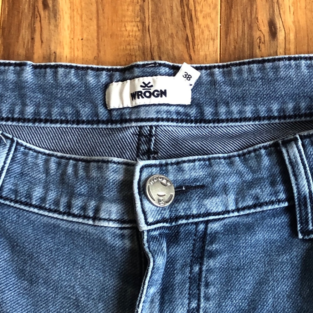 ⭐️FREE WITH PURCHASE⭐️
WROGN Jeans - Picture 5 of 9